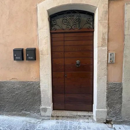 Dimora Cuore Della Citta Apartment *